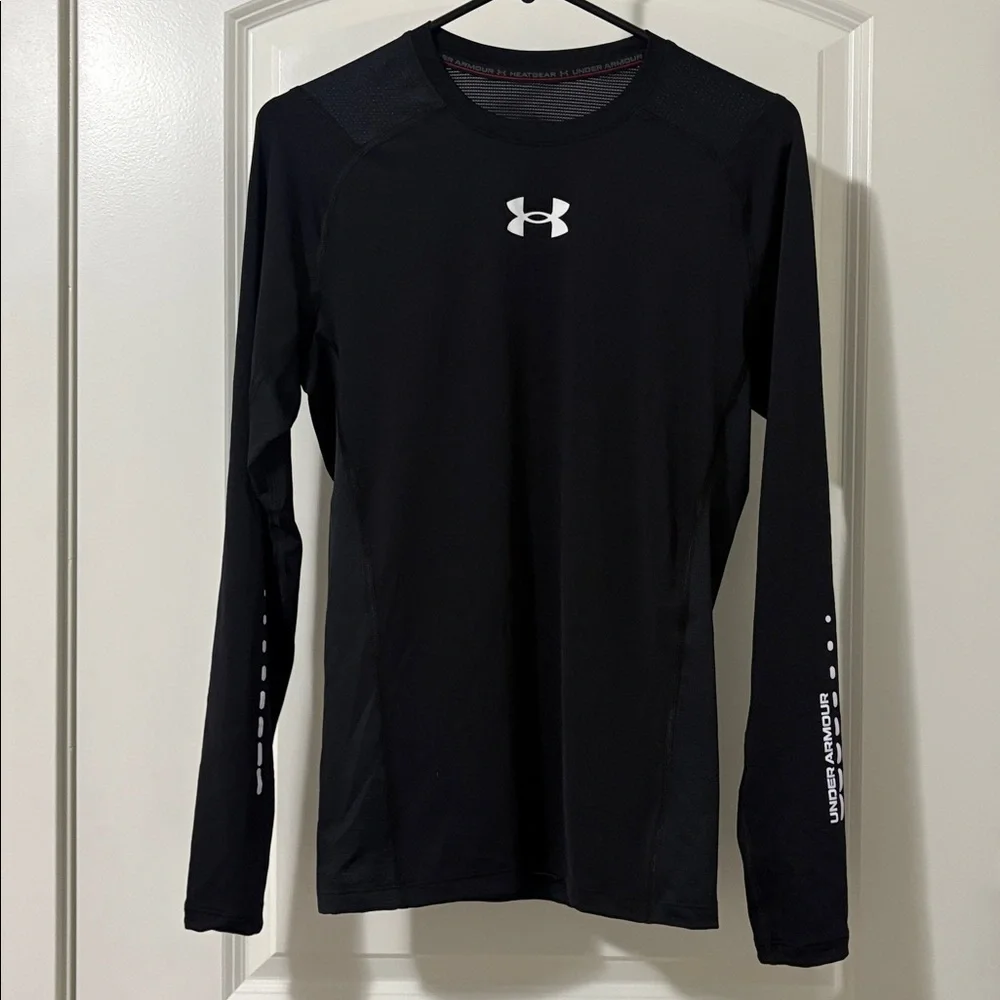 Under Armour Black Performance Long Sleeve - Picture 1 of 6